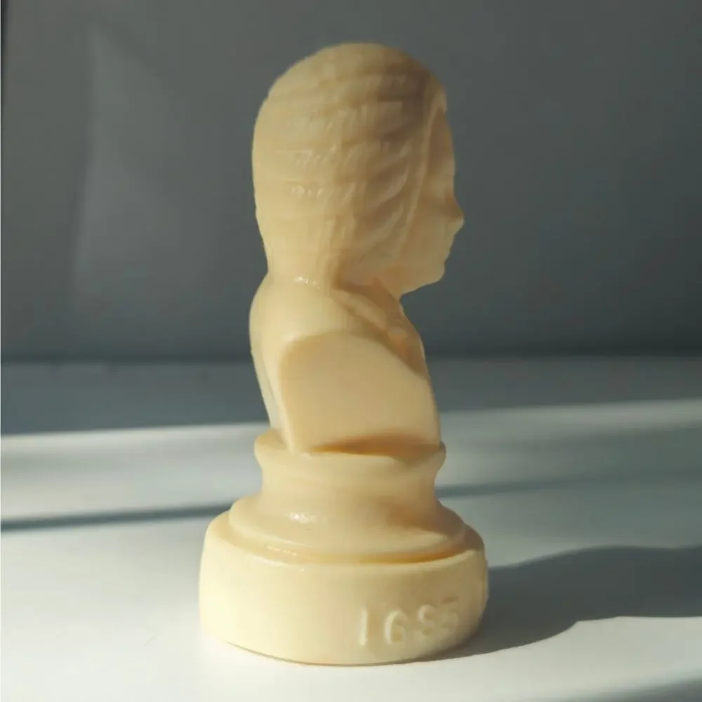 Vintage Halbe Bach Plastic Bust | 4.5